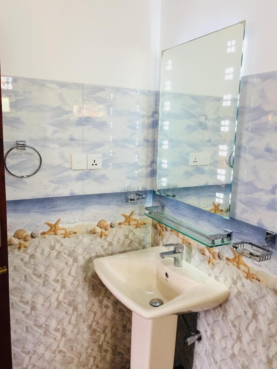 Sanjula Apartments Hikkaduwa Buitenkant foto
